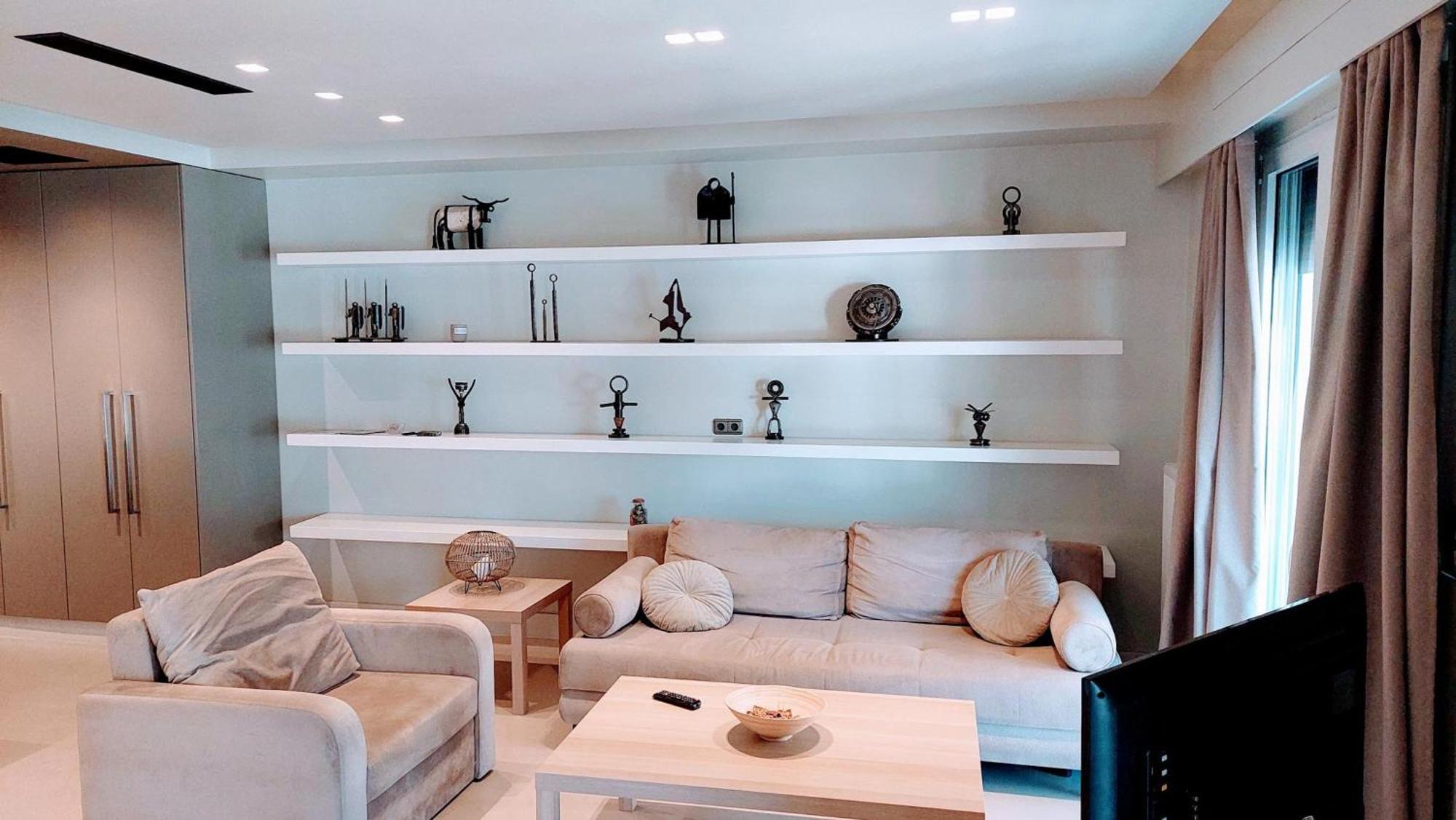 Luxurious Minimal Apartment In Acropolis أثينا المظهر الخارجي الصورة