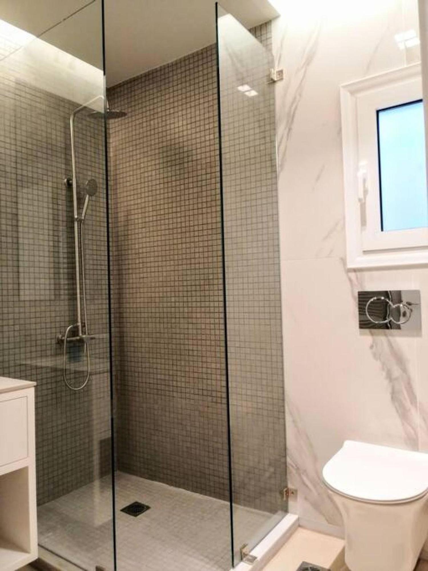 Luxurious Minimal Apartment In Acropolis أثينا المظهر الخارجي الصورة